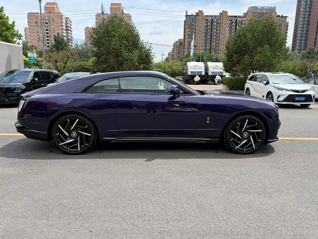 Rolls-Royce Phantom — миниатюра 4