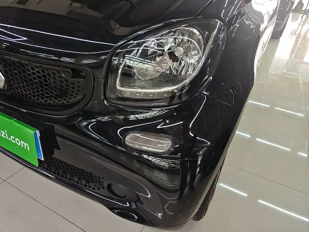 smart Smart Fortwo — миниатюра 24