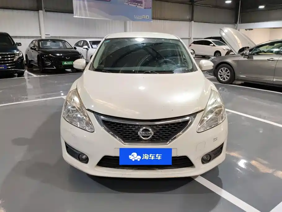 Nissan Tiida — миниатюра 2