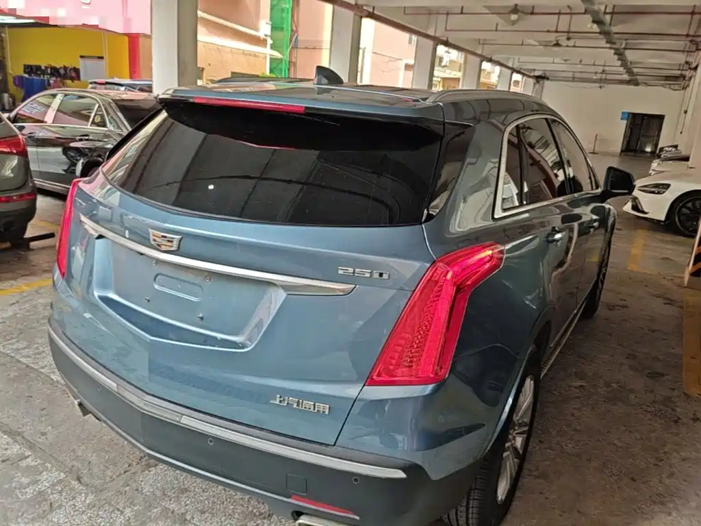 Cadillac XT5 — миниатюра 7