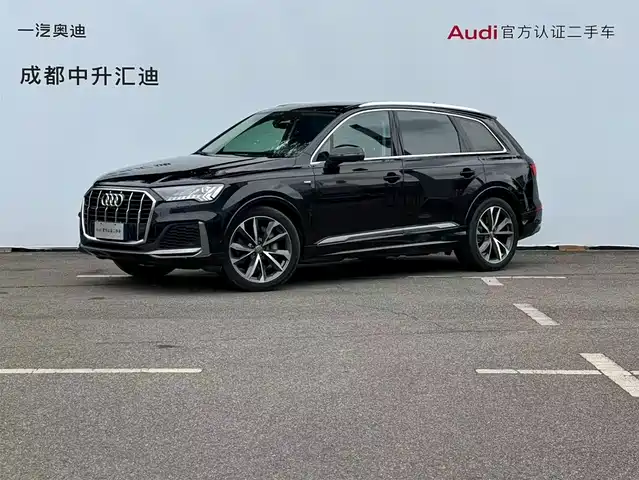 AUDI  Q7
