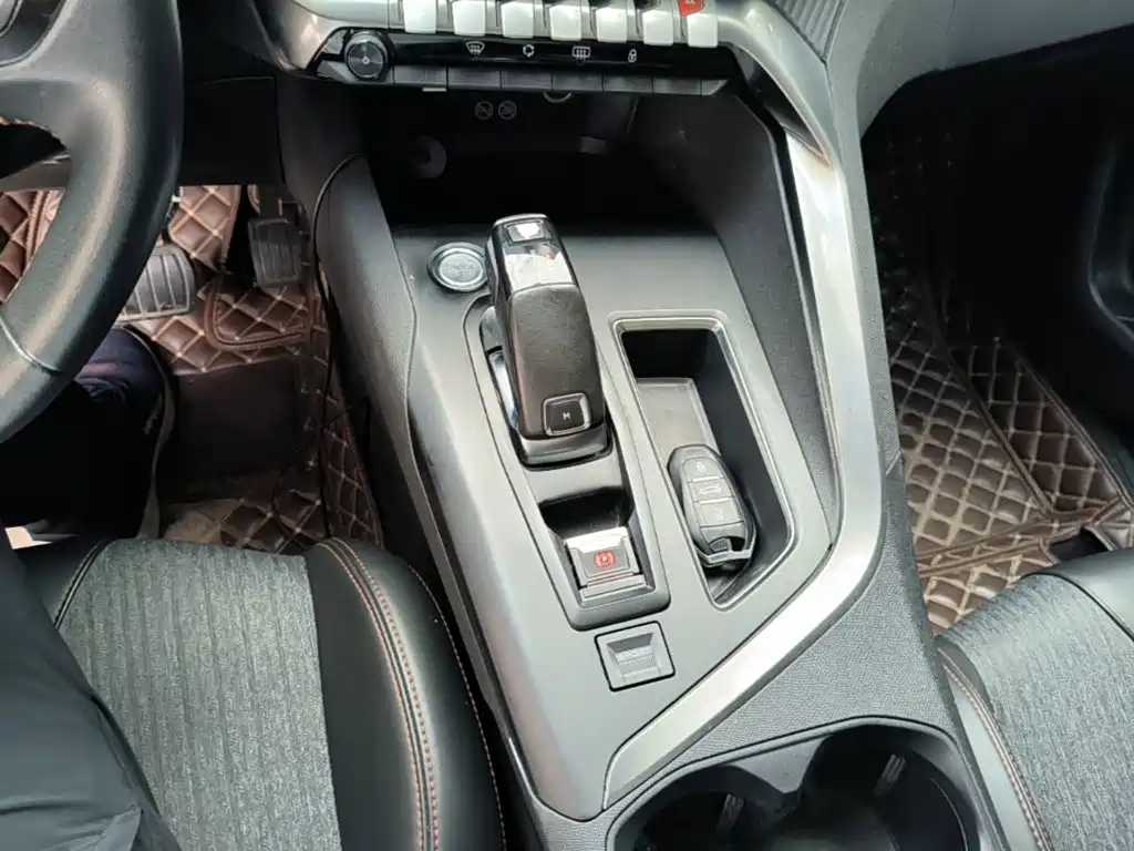 Peugeot 4008 — миниатюра 14