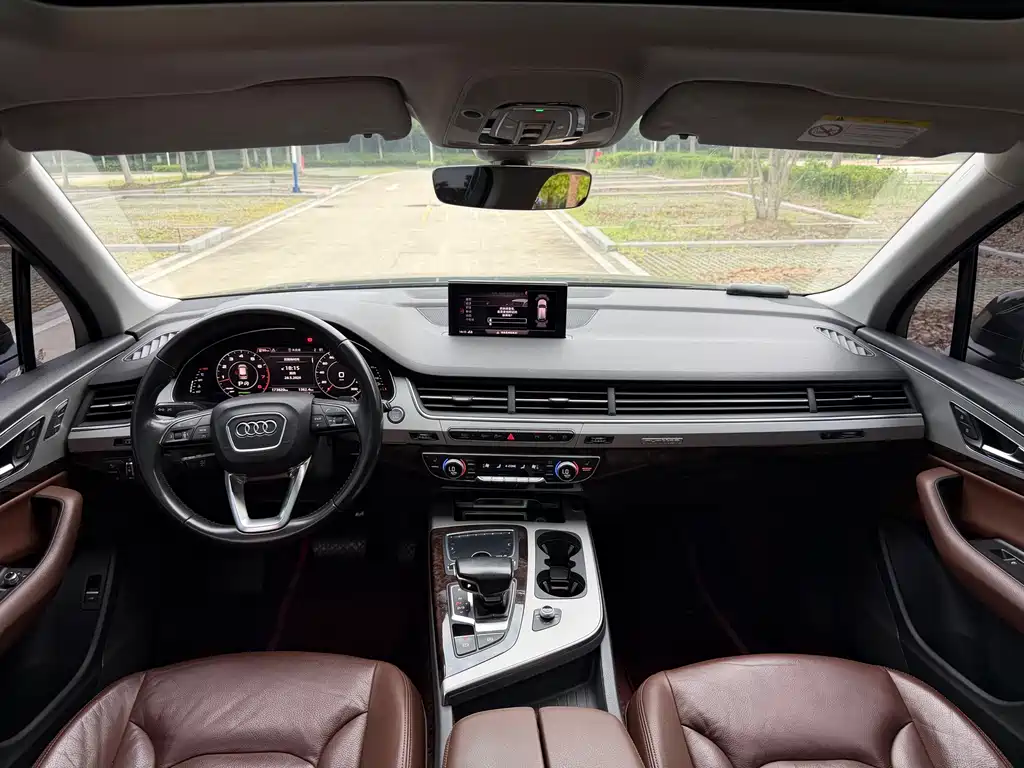 Audi Q7 2018 45 TFSI S line Sport