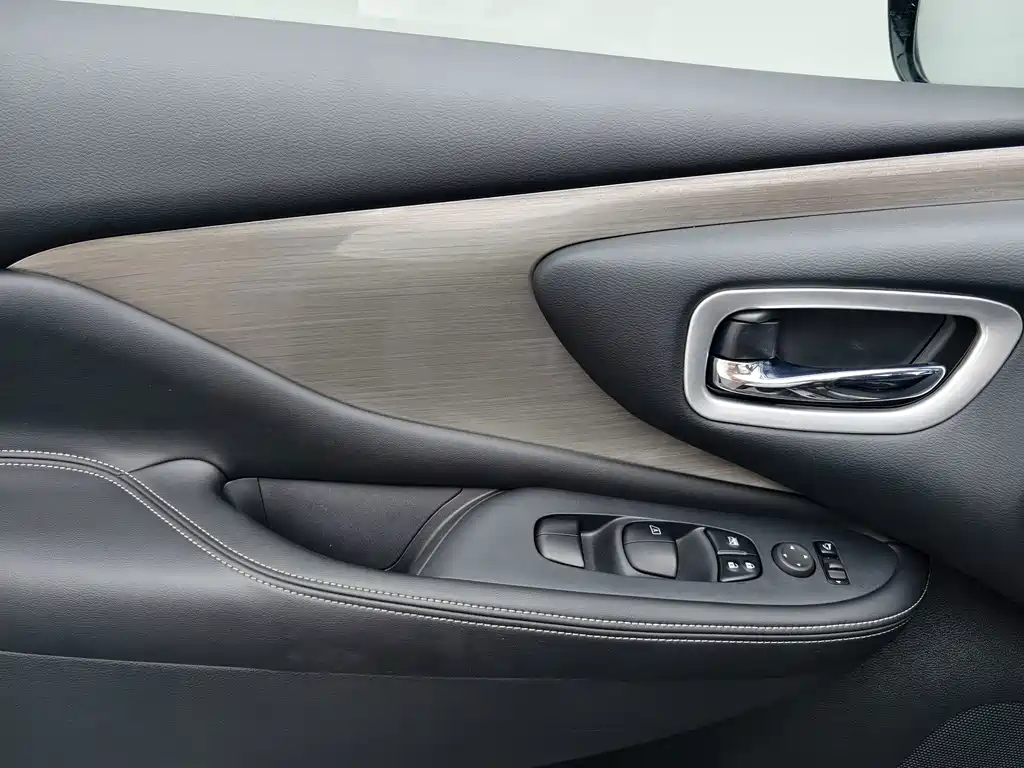 Nissan Murano — миниатюра 15