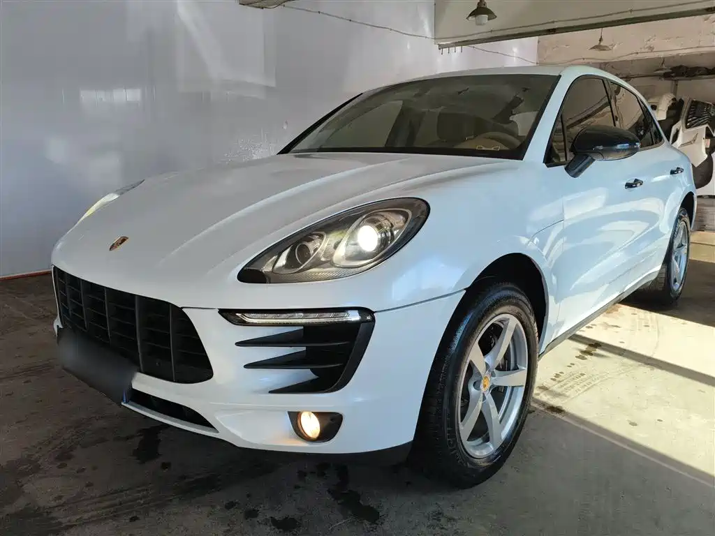Porsche Macan 2015