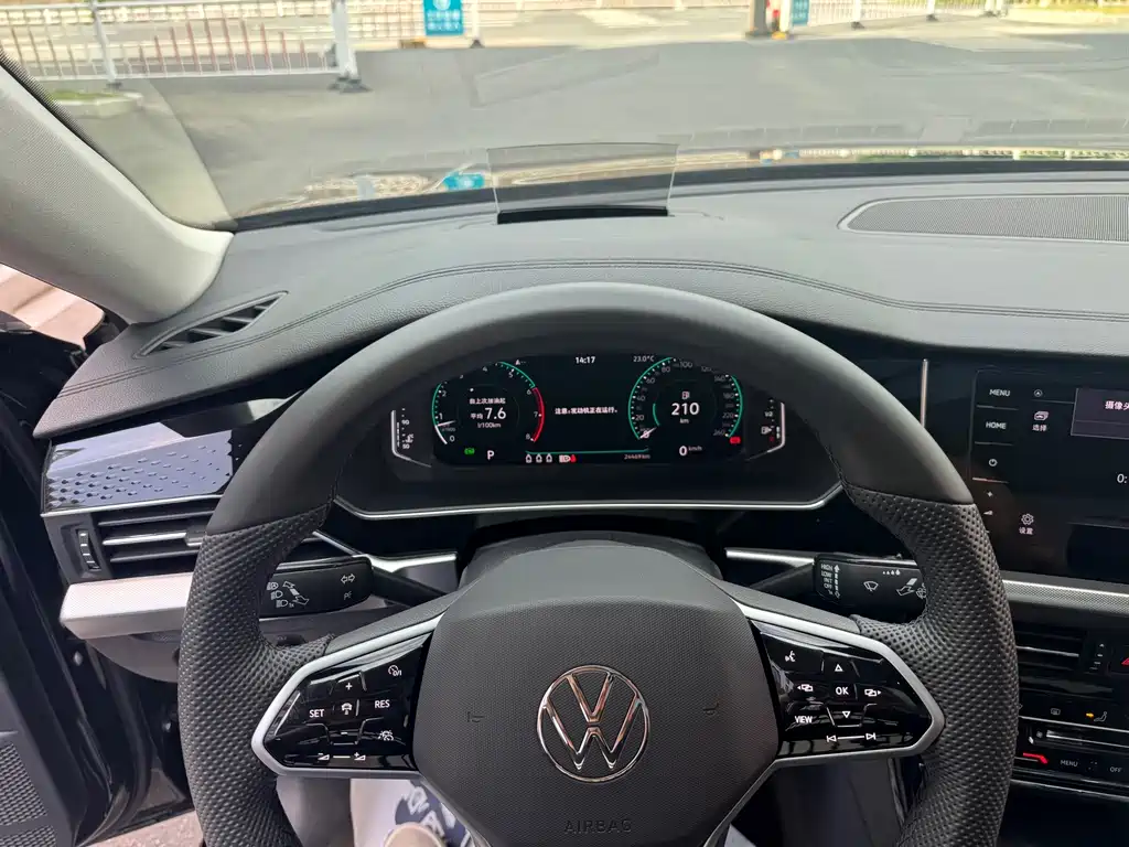 Volkswagen Passat — миниатюра 12