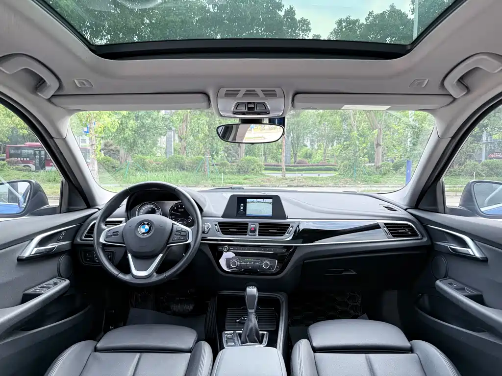 BMW 1 Series — миниатюра 11