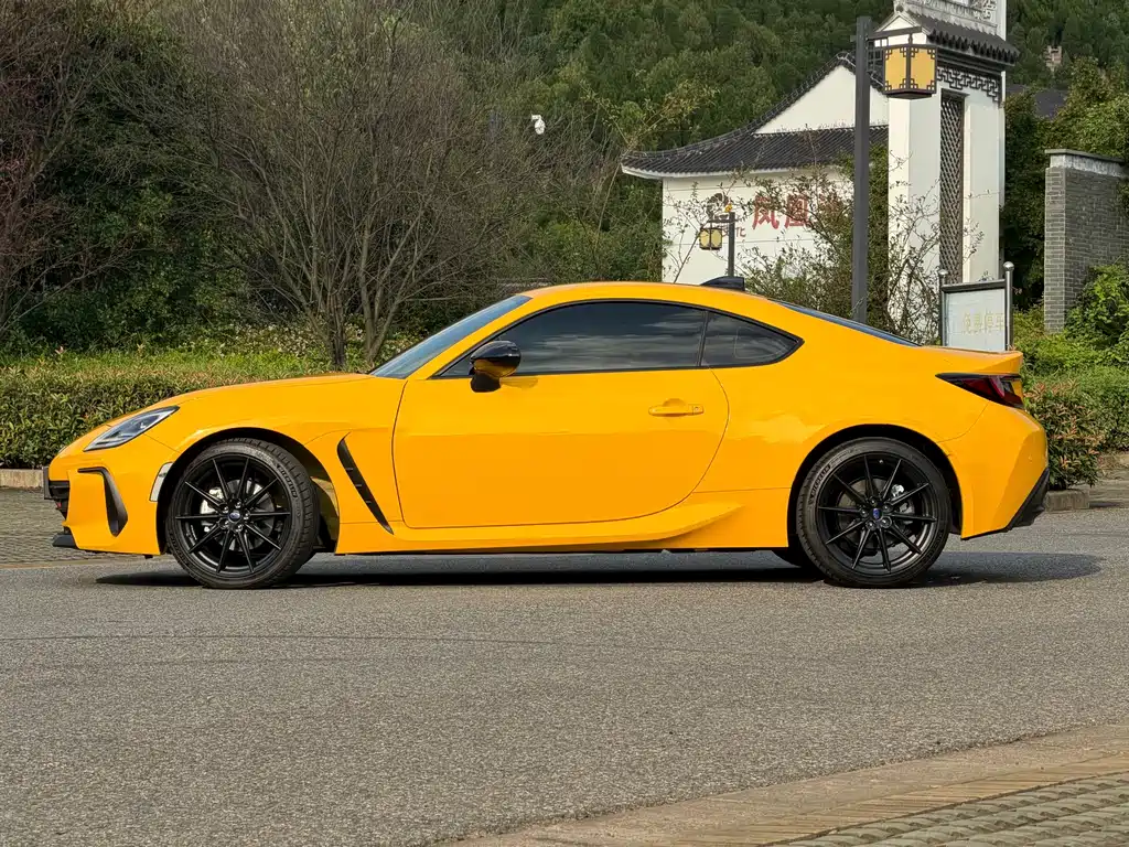 Subaru BRZ — миниатюра 3