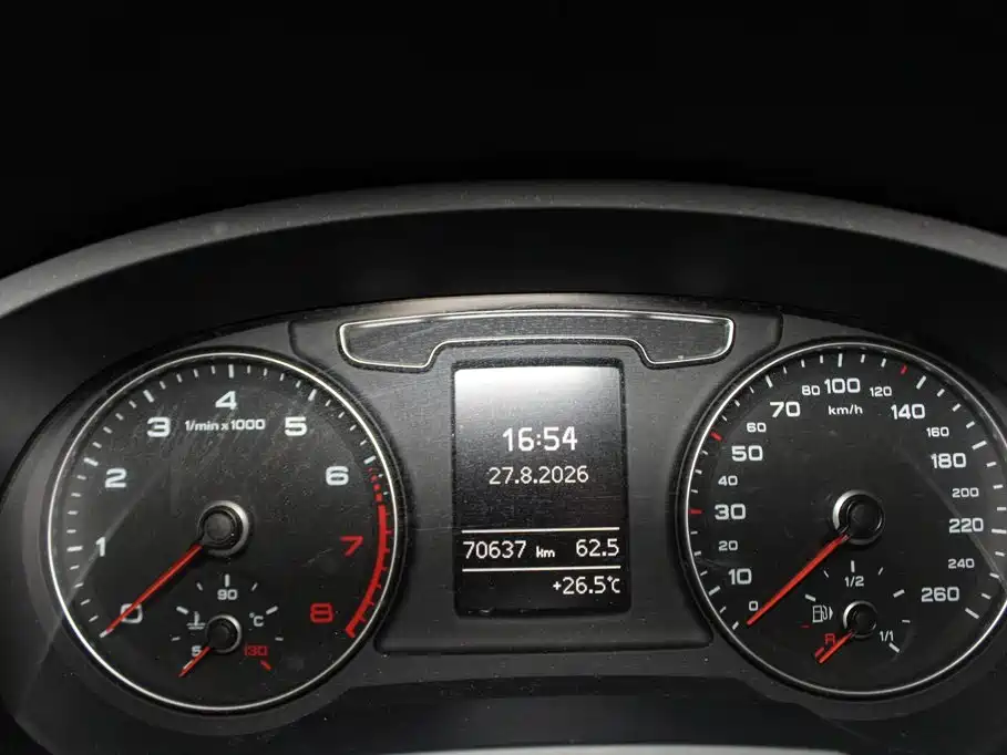 Audi Q3 — миниатюра 11