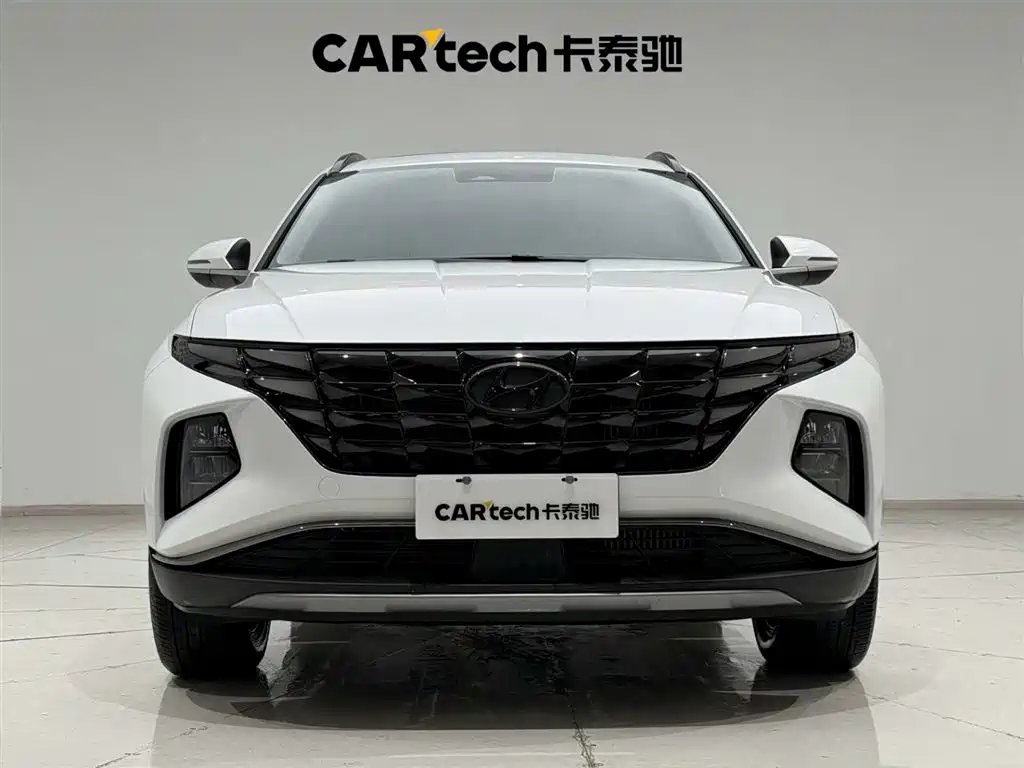 Hyundai Tucson 2023 L 1.5T AT DLX Luxury