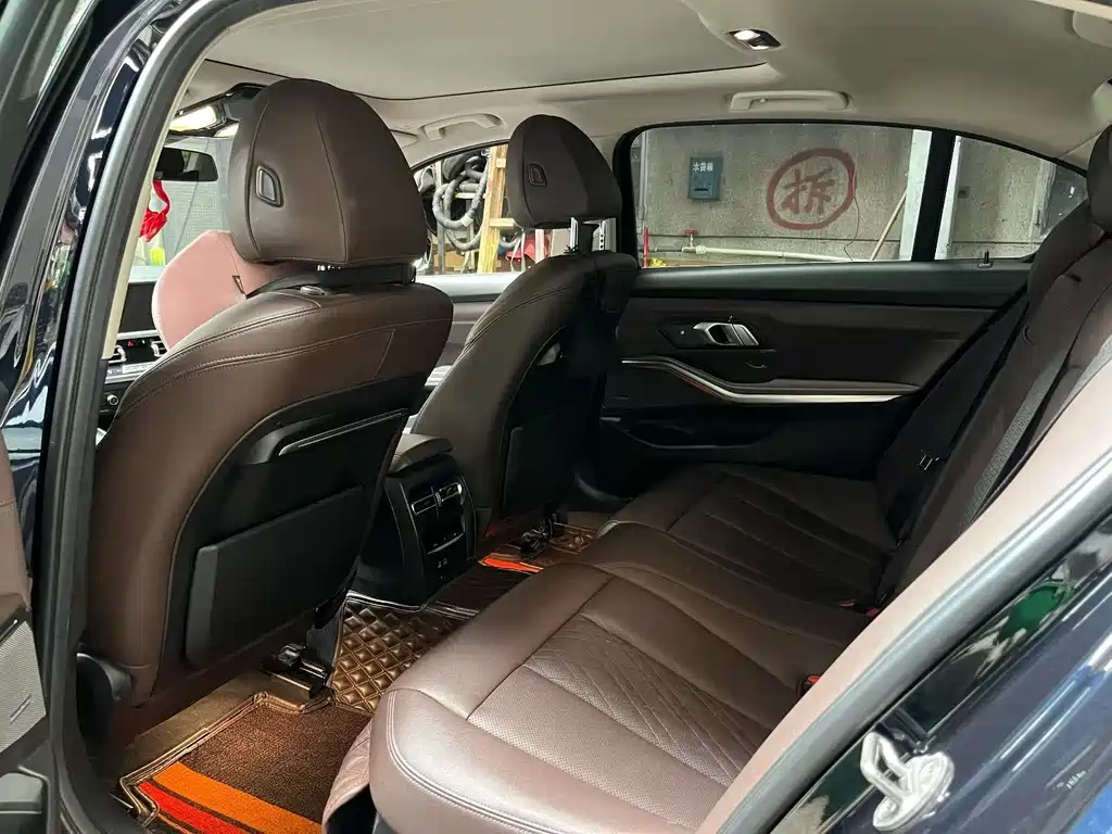 BMW 3 Series — миниатюра 8