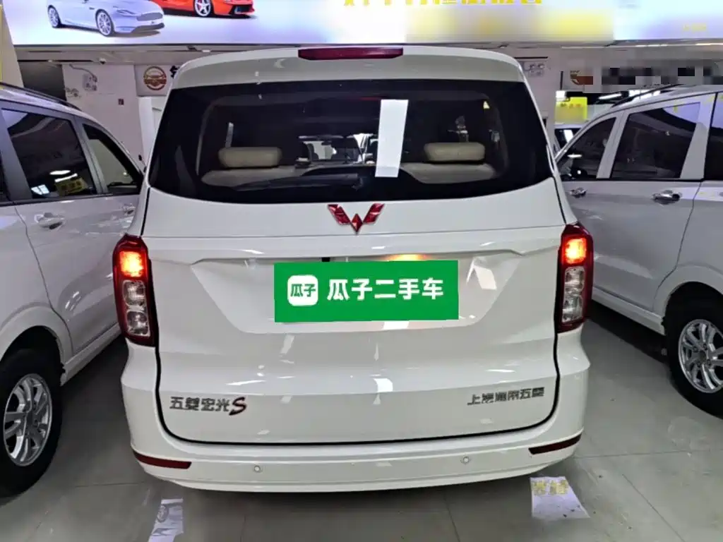 Wuling Hongguang — миниатюра 6