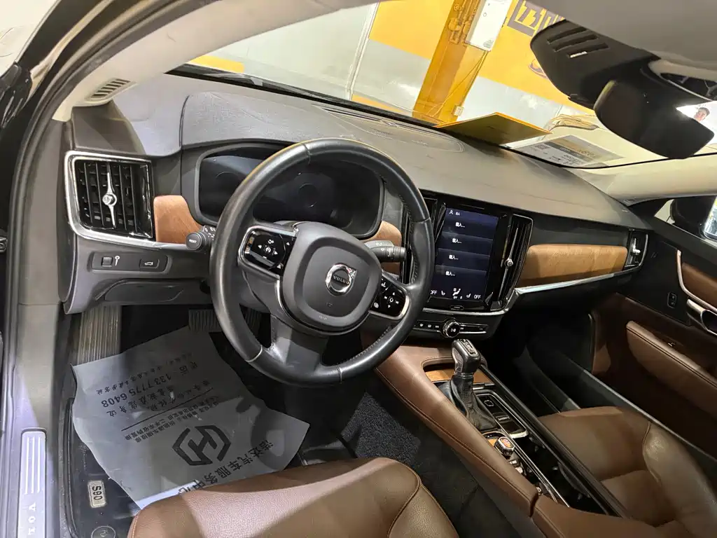 Volvo S90 — миниатюра 5
