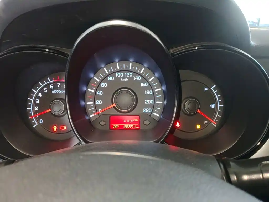 Kia K2 — миниатюра 12