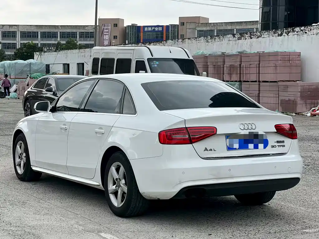 Audi A4L — миниатюра 9