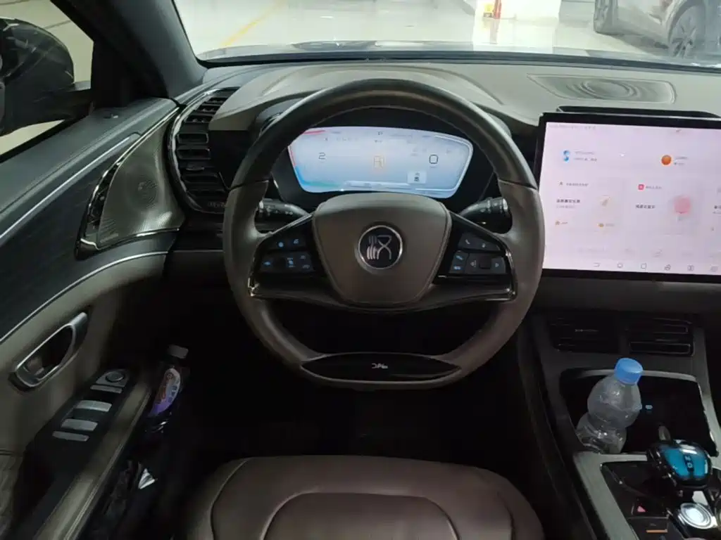 BYD Han — миниатюра 11