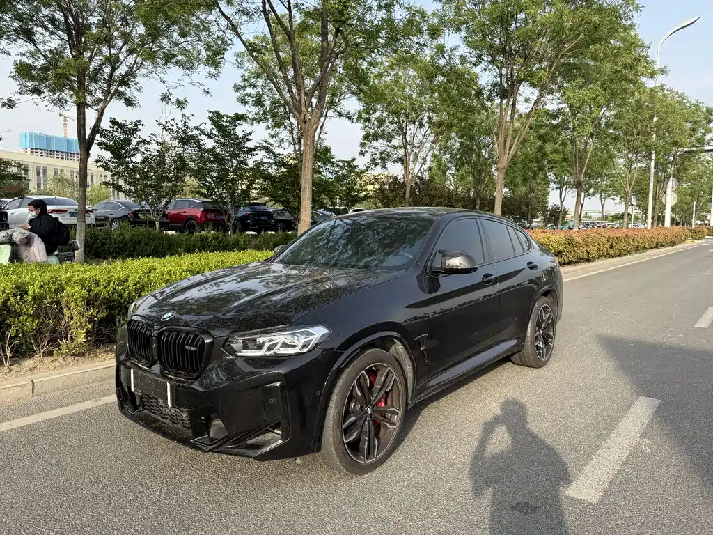 BMW X4 M 2025