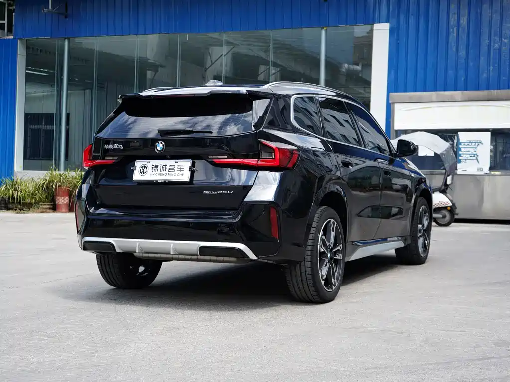 BMW X1 — миниатюра 7