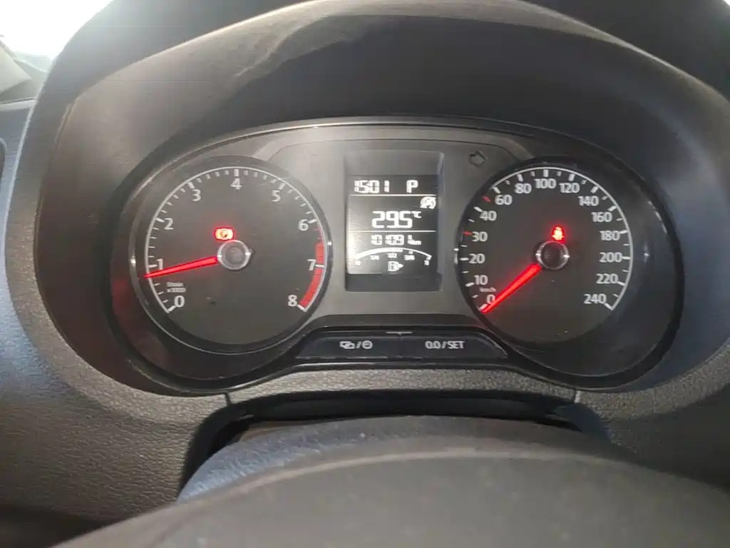 Volkswagen Polo — миниатюра 12