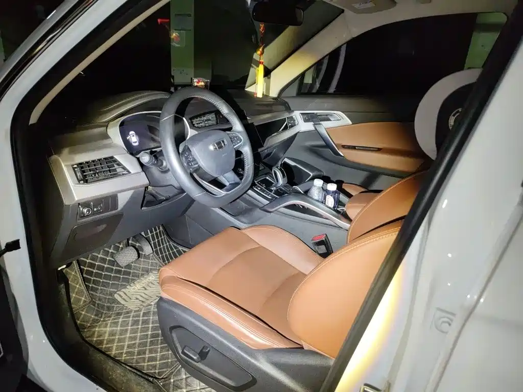 Geely Boyue — миниатюра 14
