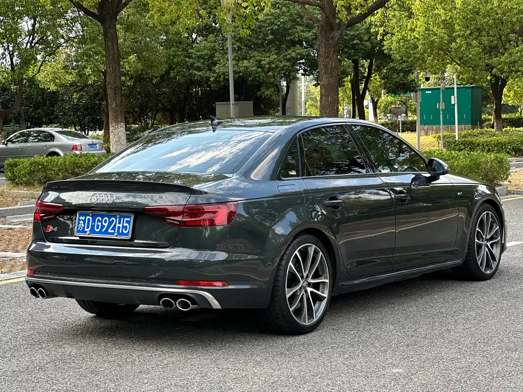 Audi S4 — миниатюра 7