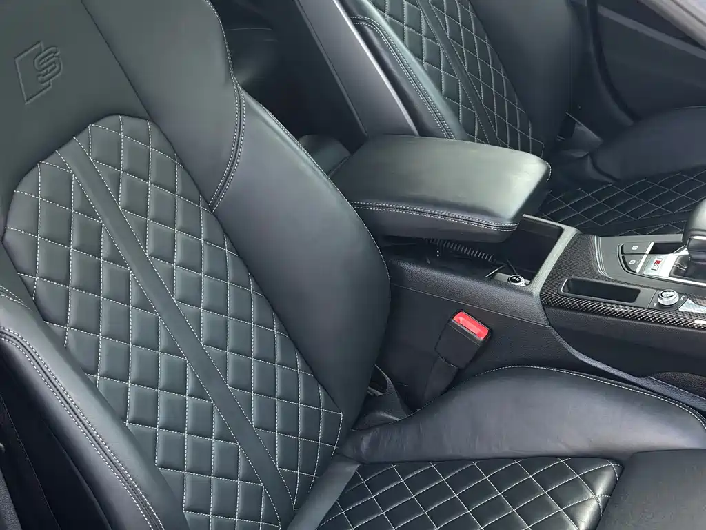 Audi S4 — миниатюра 11