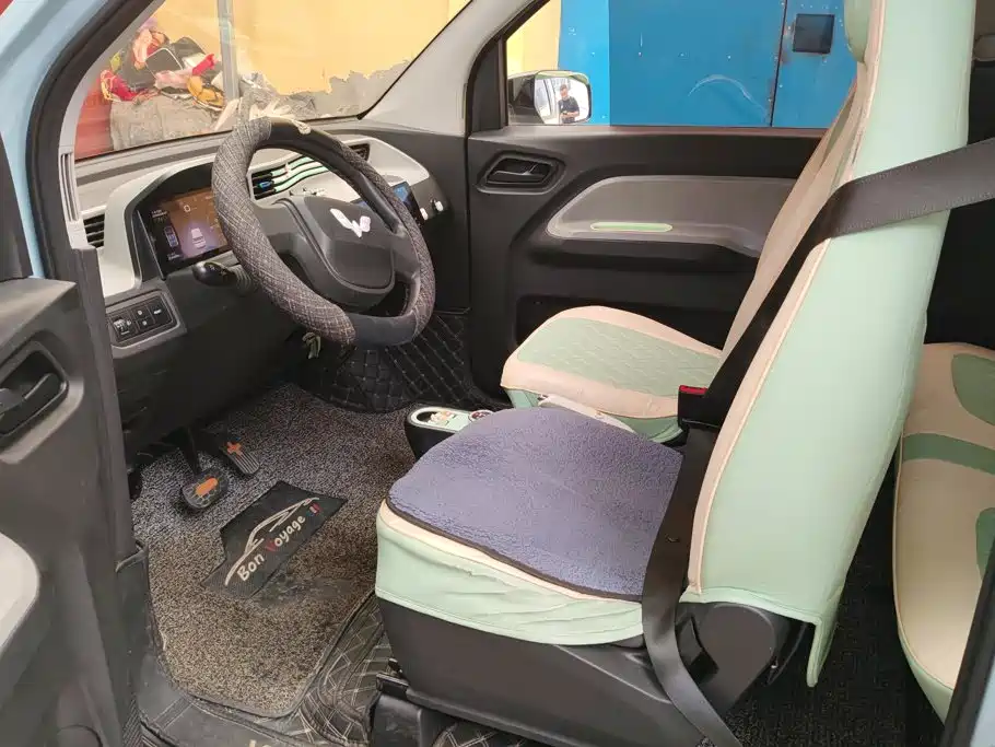 Wuling MINIEV — миниатюра 9
