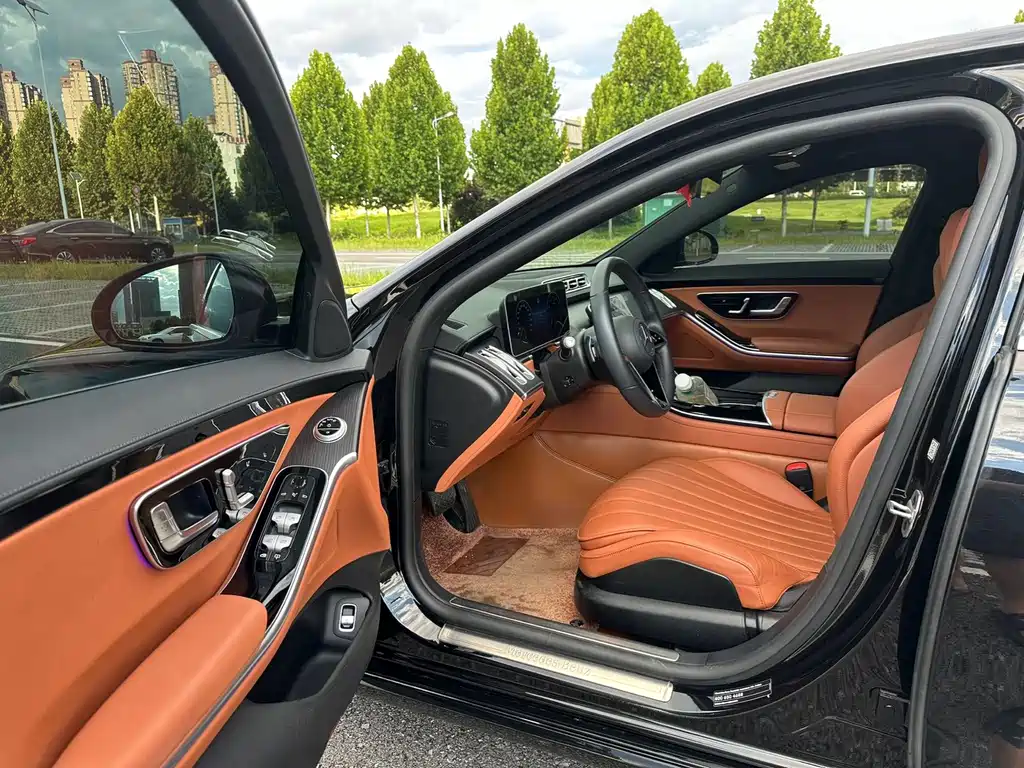 Mercedes-Benz S-Class — миниатюра 7