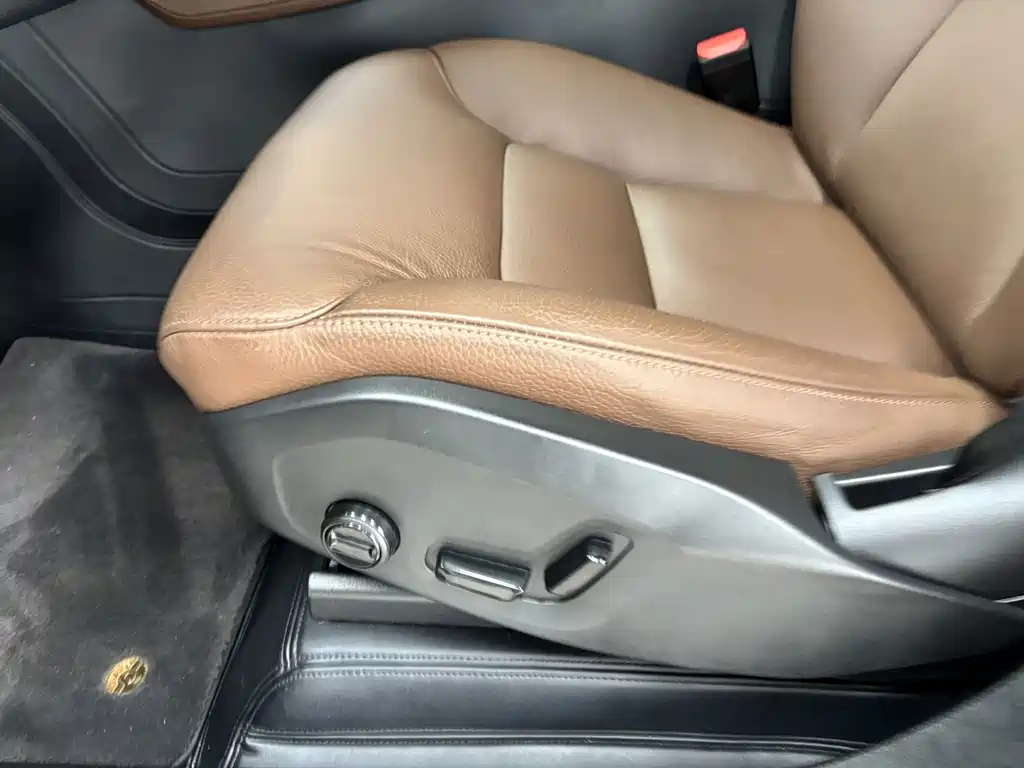 Volvo XC90 — миниатюра 13