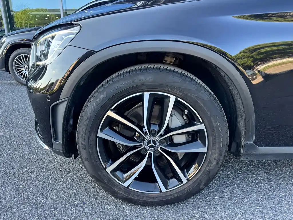 Mercedes-Benz GLC — миниатюра 8