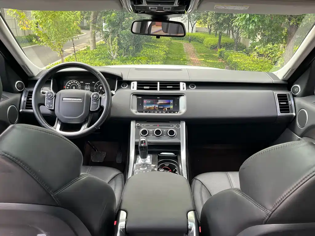 Land Rover Sport — миниатюра 6