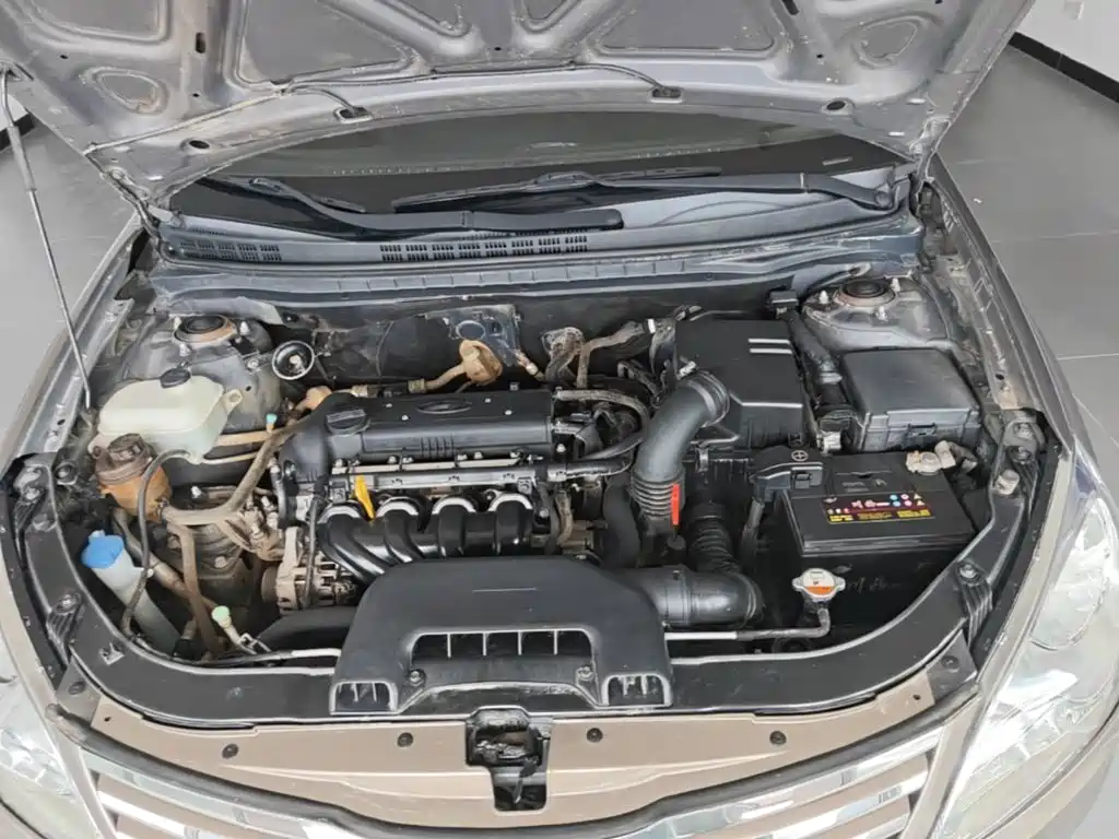 Hyundai Elantra — миниатюра 20
