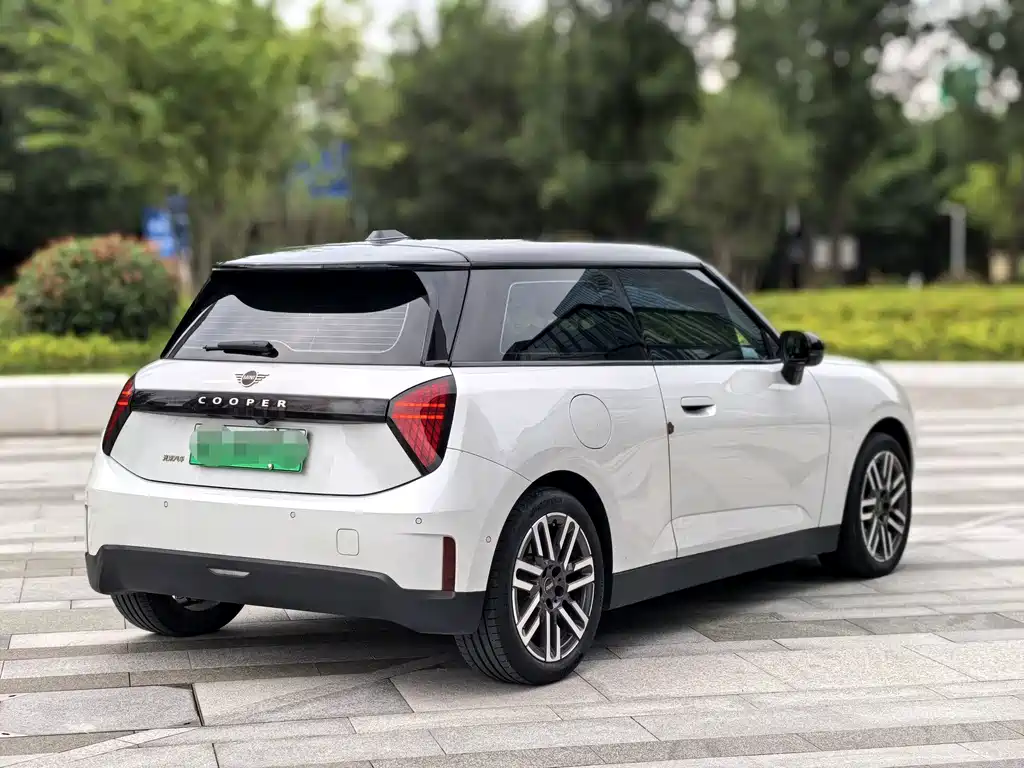 MINI MINI COOPER EV — миниатюра 5