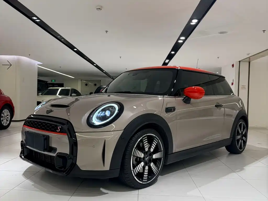 Mini Mini 2024
