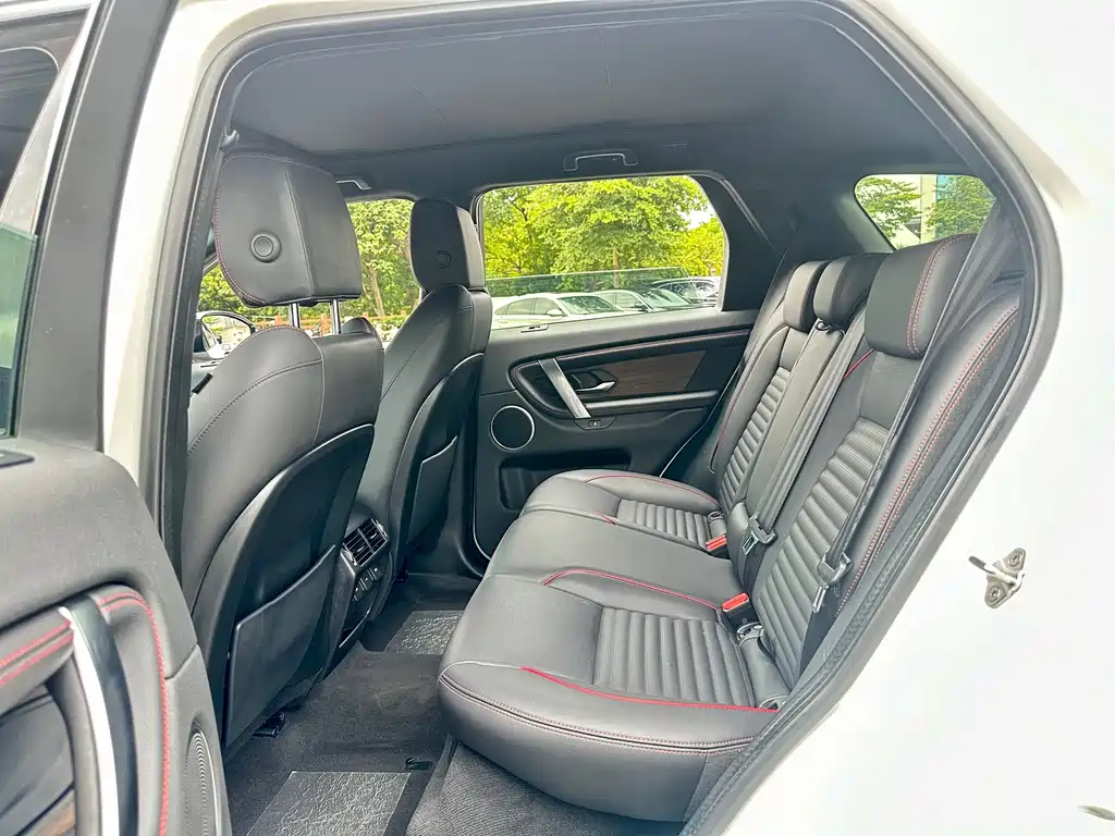 Land Rover Discovery Sport — миниатюра 12