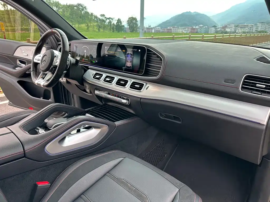 Mercedes-Benz GLE AMG — миниатюра 15