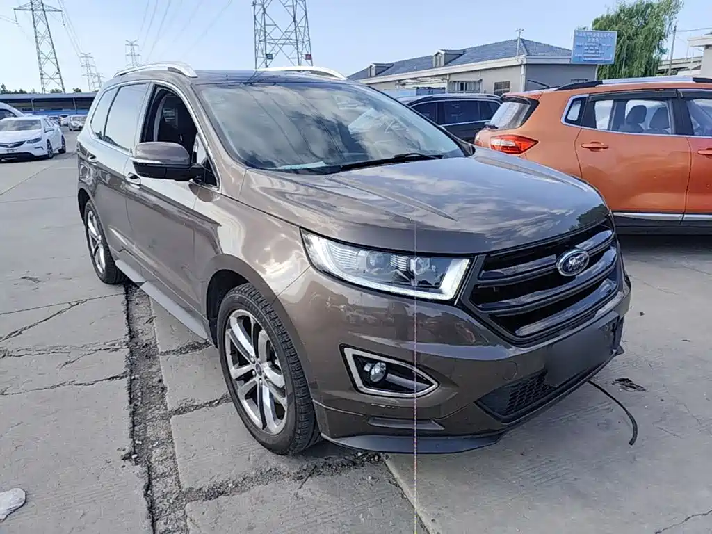 Ford Edge — миниатюра 4