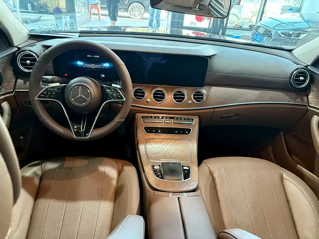 Mercedes-Benz E-Class E 2021 E 300 L Fashion