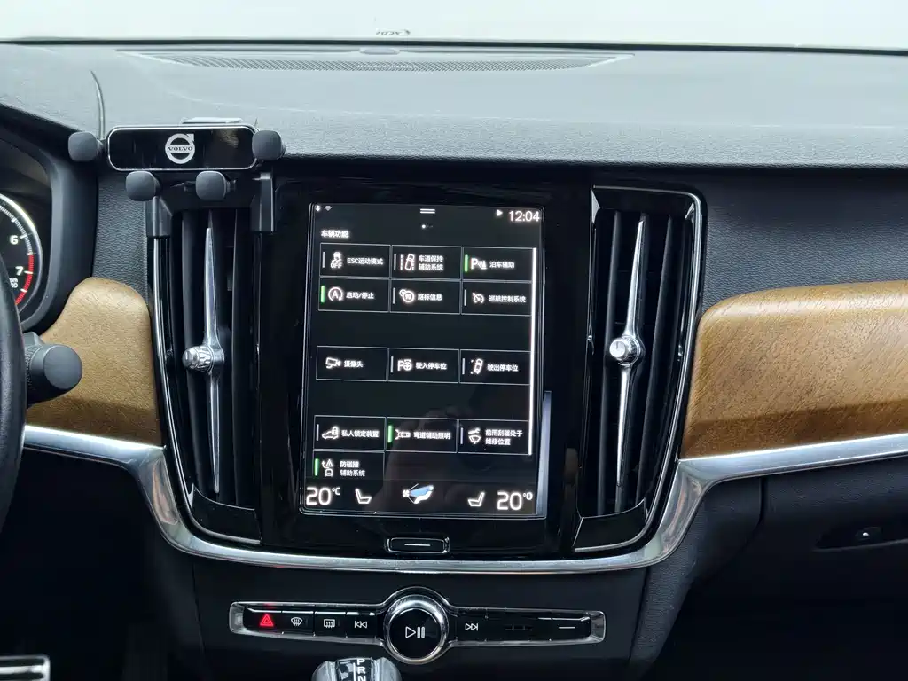 Volvo S90 — миниатюра 27