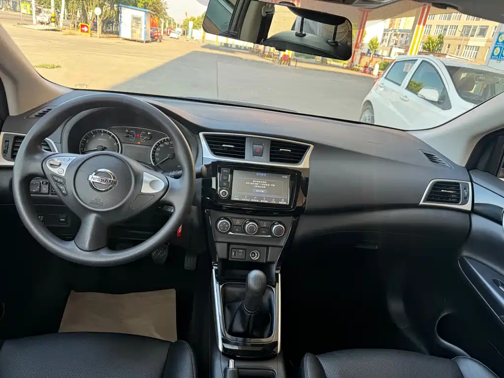 Nissan Sylphy — миниатюра 11