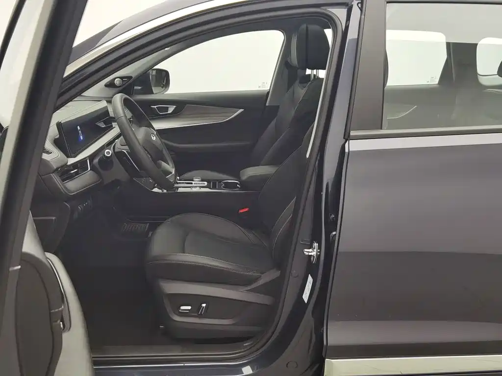 Chery Tiggo 8 PLUS — миниатюра 10