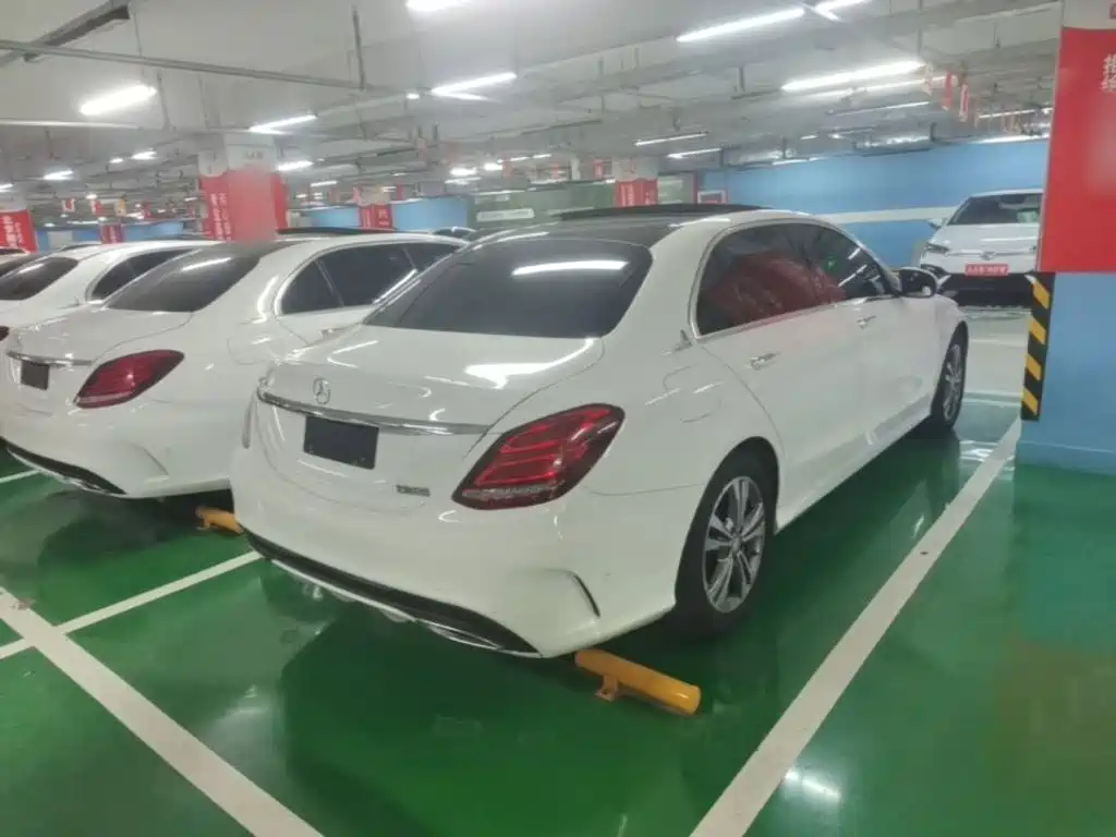 Mercedes-Benz C-Class — миниатюра 7