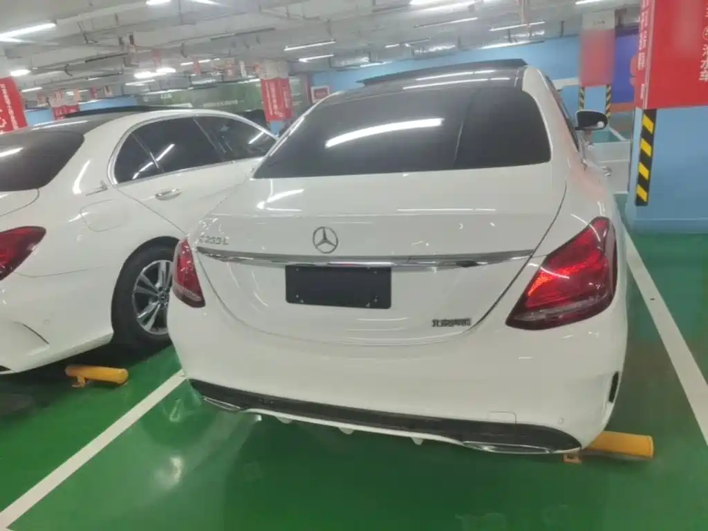 Mercedes-Benz C-Class — миниатюра 6