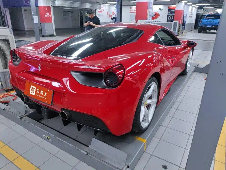 Ferrari 488 — миниатюра 3