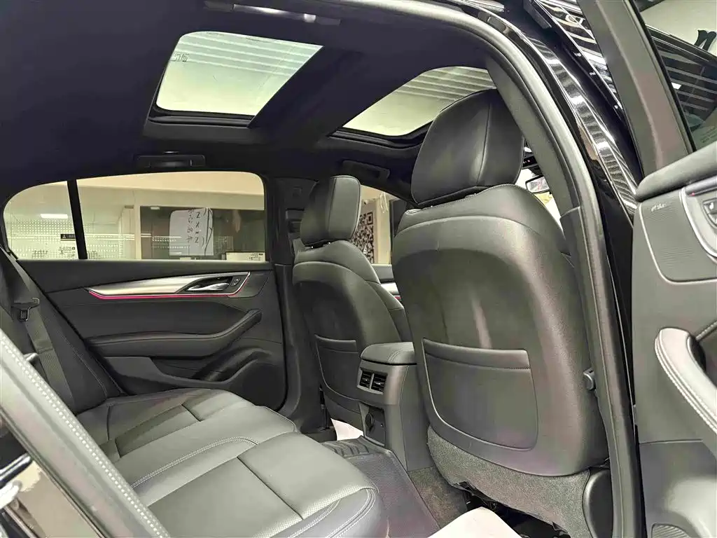 Cadillac CT5 — миниатюра 22