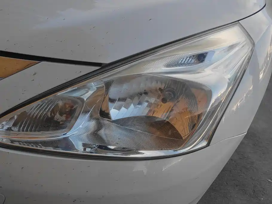 Nissan Tiida — миниатюра 5