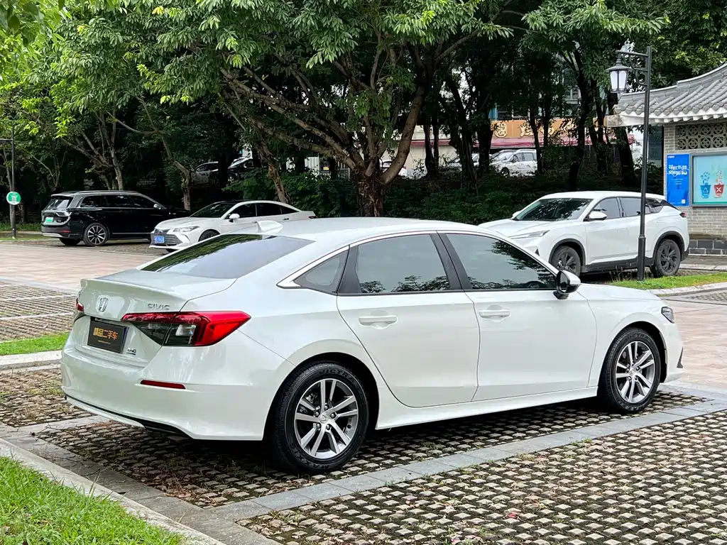 Honda Civic — миниатюра 5