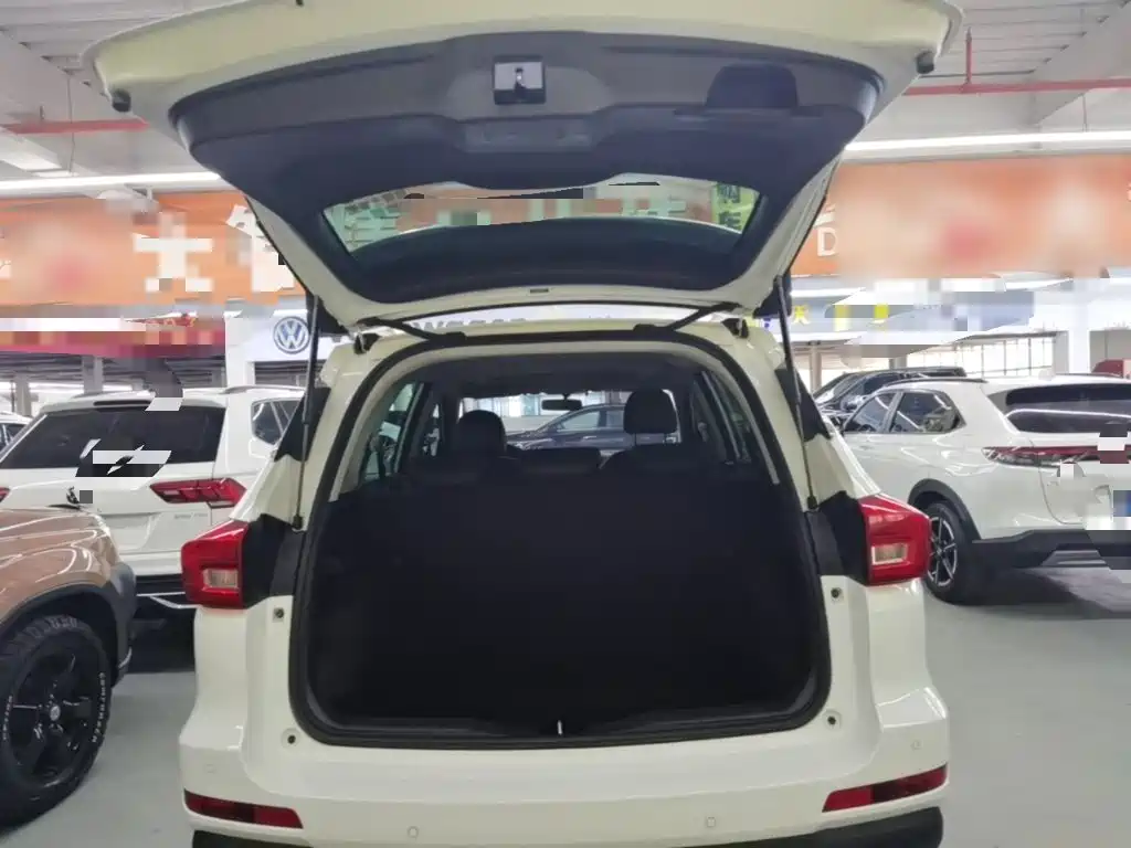 Haval M6 — миниатюра 19
