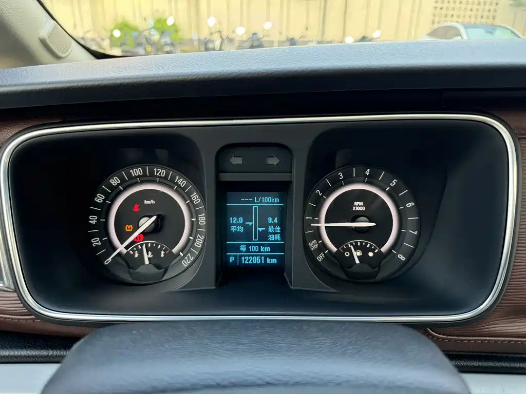 Buick GL8 — миниатюра 16