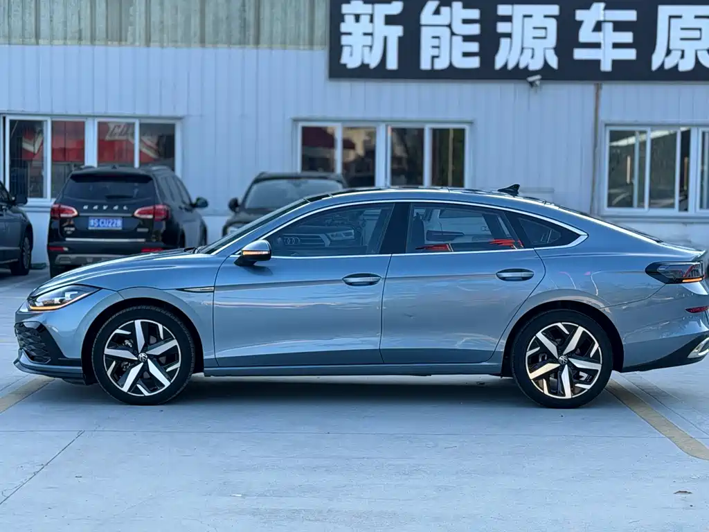 Volkswagen Lamando — миниатюра 4